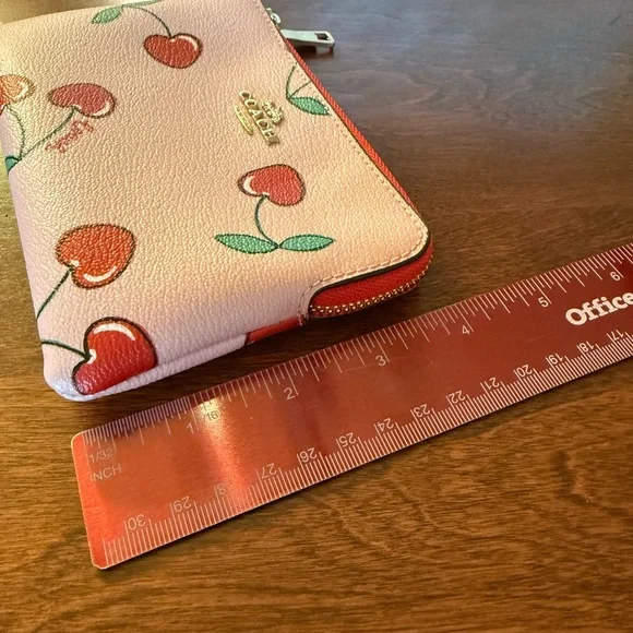 Limited Edition COACH Coated Cloth Pink and Cherry Zippered Pouch - Picture 8 of 11